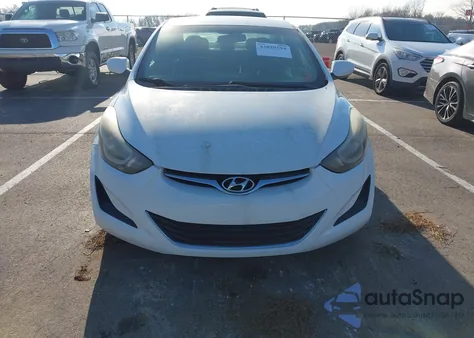 2014 Hyundai Elantra Se z USA, uszkodzony, nr VIN 5NPDH4AE2EH521887